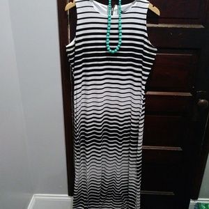 Green Envelope Maxi Dress